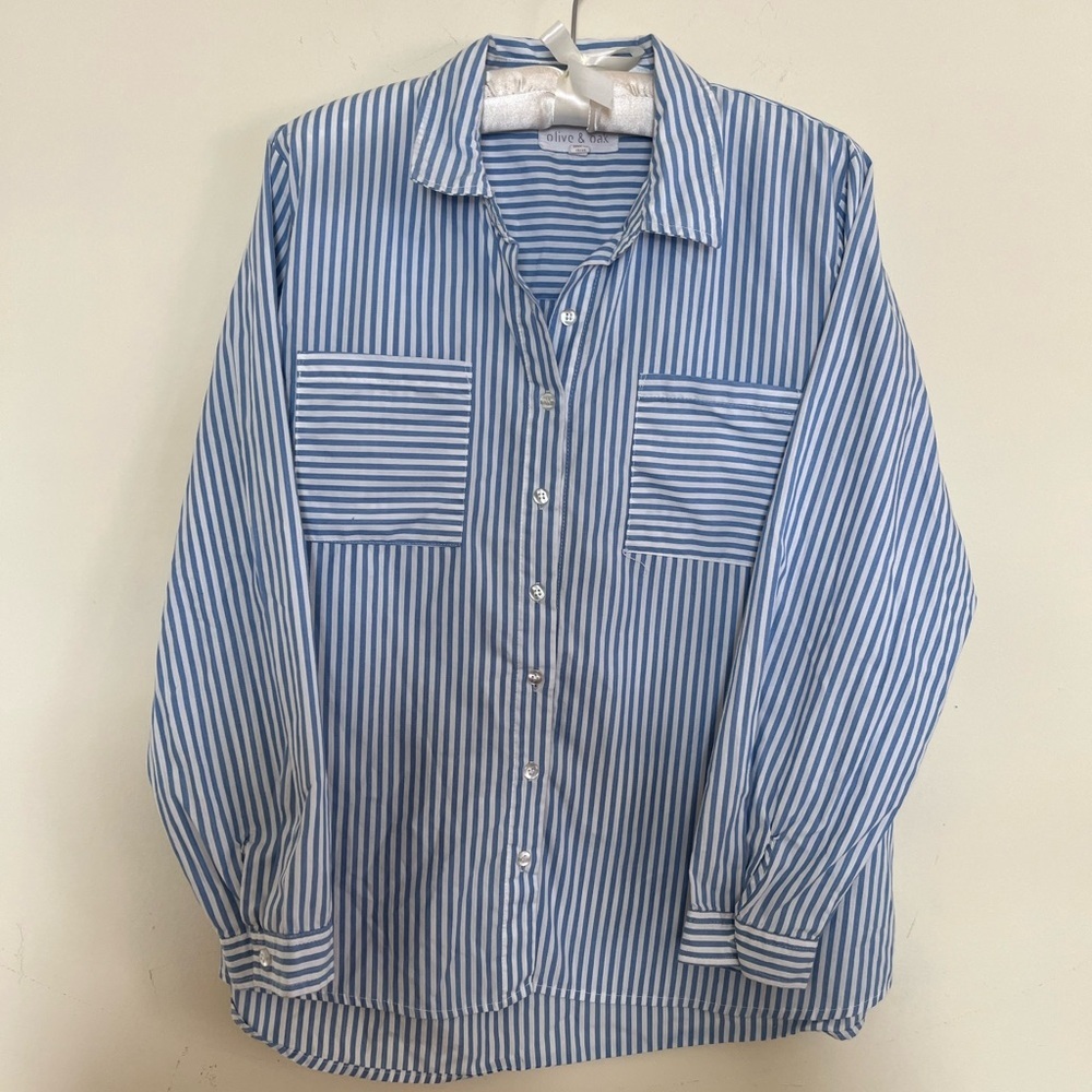 Olive & Oak womenโs casual beachy โ Striped Button-Down Shirt L